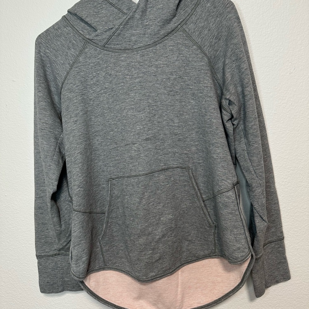 Lululemon “Time Out Hoodie” Heather Gray, Size 8, Sweatshirt, athleisure - Picture 6 of 10
